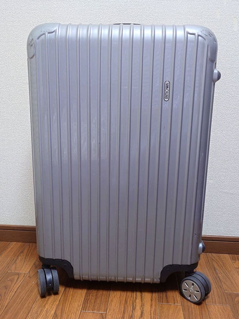 リモワ サルサ 876.63 シルバー 63L 4輪