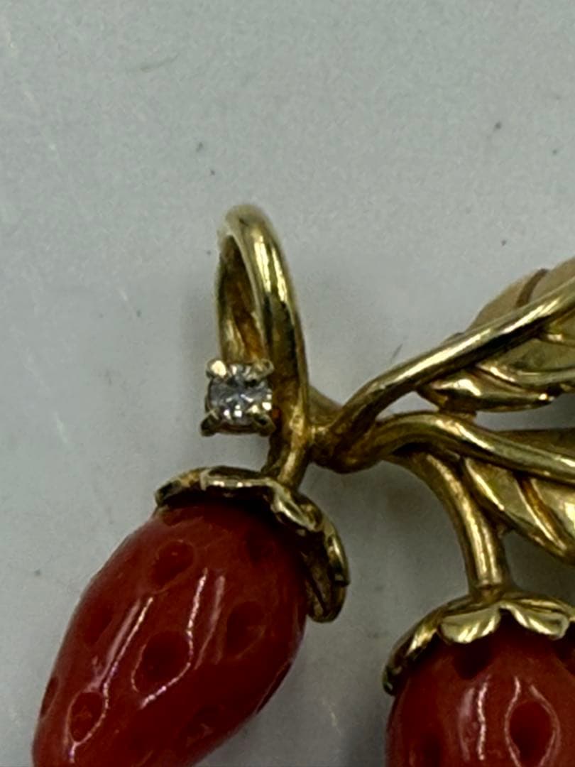 k18 サンゴ、ダイヤモンドのペンダント