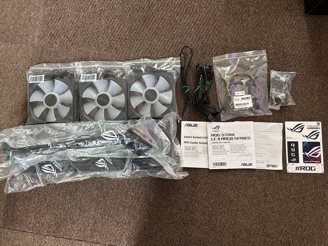 ASUS ROG STRIX LC II 360 ARGB 水冷クーラー