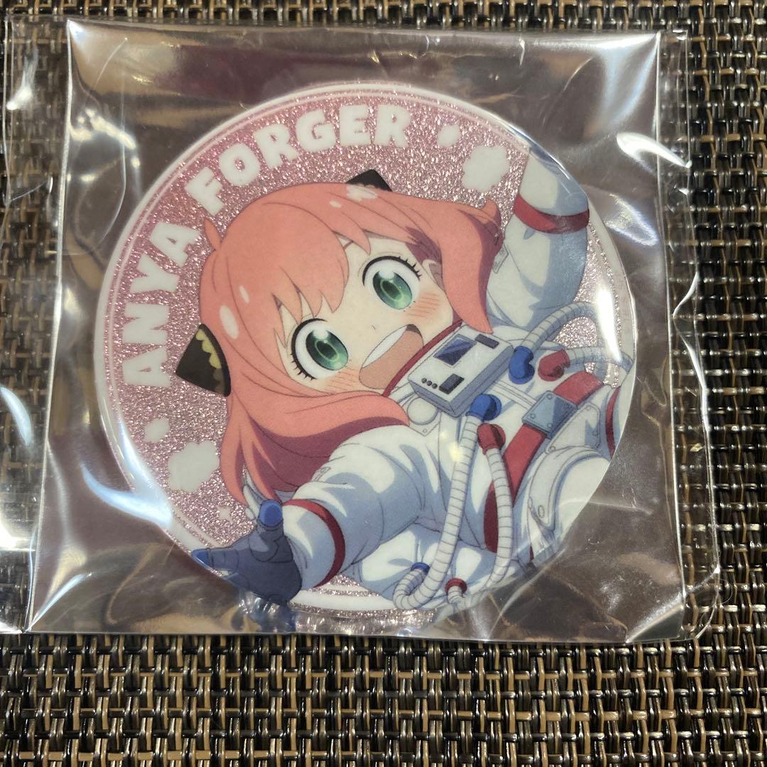 SPY×FAMILY つくば　トレーディンググリッター缶バッジ　アーニャ　レア