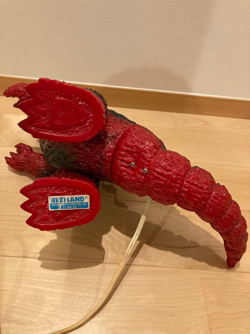 グレートザウルス　フィギュア　ライト点灯します。