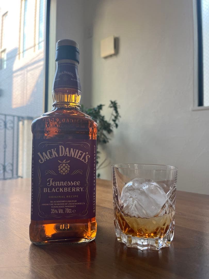 日本未発売ジャックダニエル　ブラックベリー　700ml