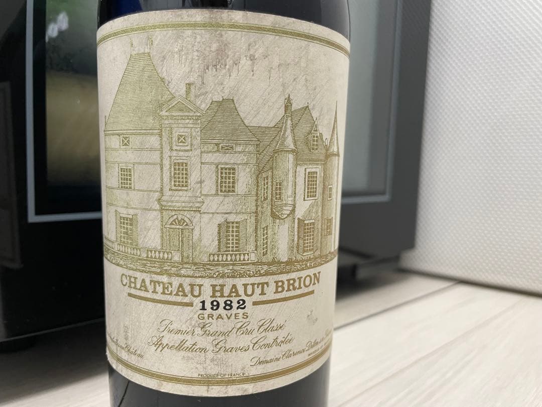 【パーカーポイント 96点】 シャトー・オー・ブリオン 1982 セラー保管