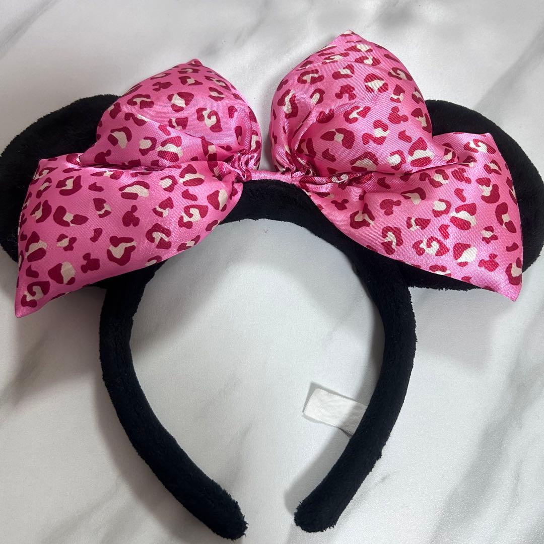 希少 ディズニー カチューシャ ピンク ヒョウ柄 ミニー リボン