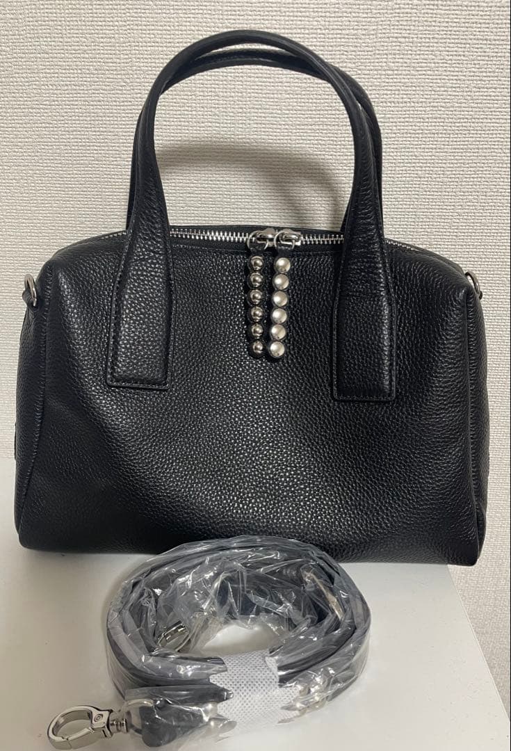 イアパピヨネ スタッズボストンバッグ