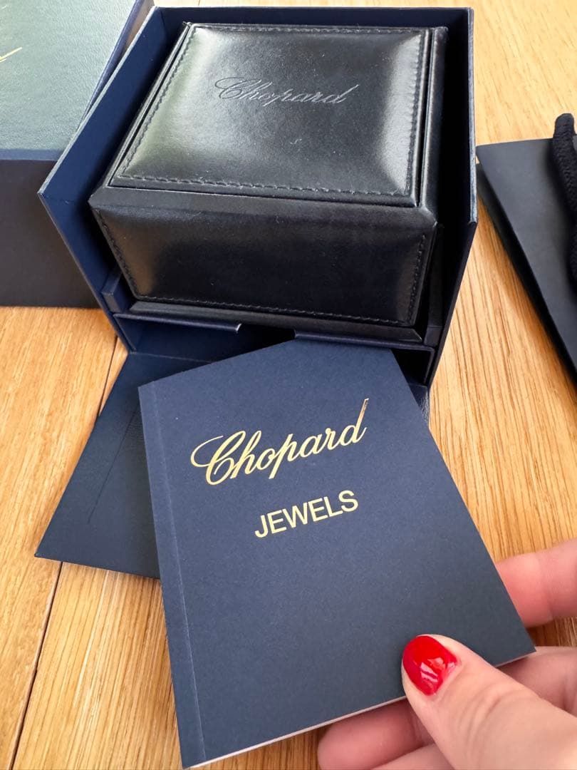 ショパール ジュエリーケース 時計空箱 アクセサリー入れ 旅行携帯用 ギフト袋