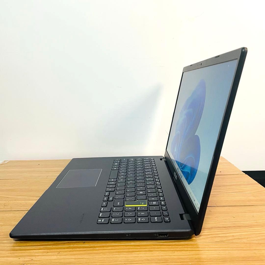 設定済み2022モデルSSD⭐️ダークブルー⭐️カメラ⭐️win11 オフィス