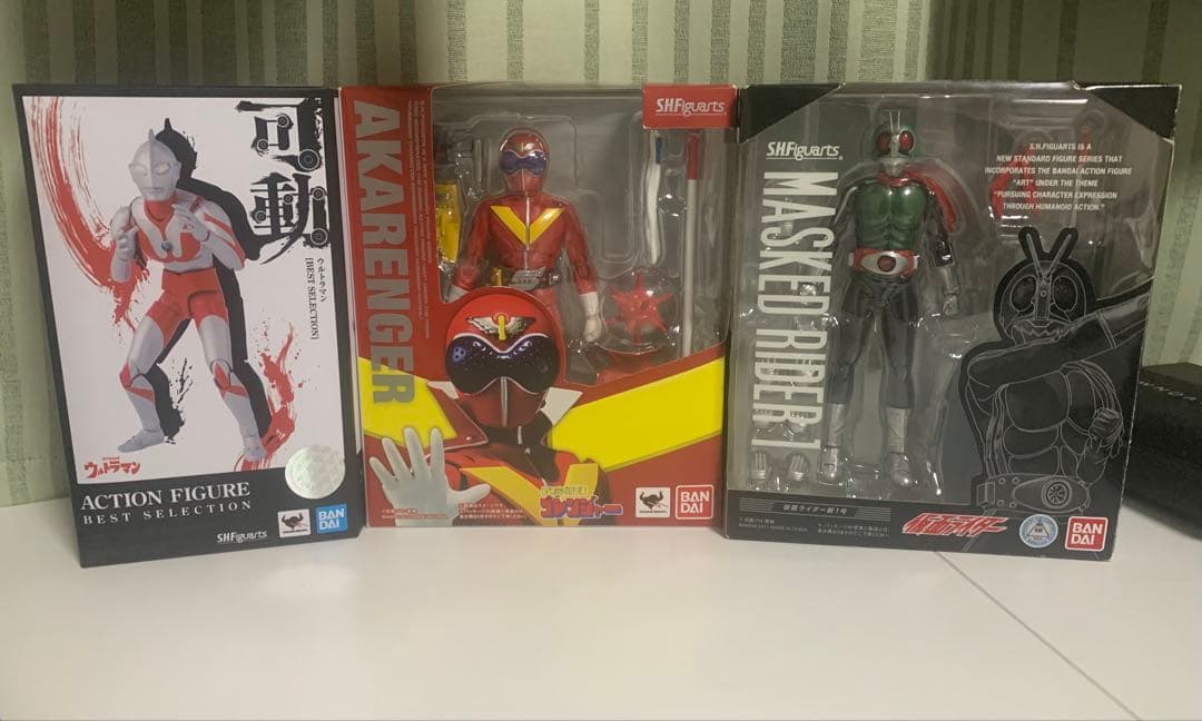 s.h.figuarts ウルトラマン　仮面ライダー1号　アカレンジャー