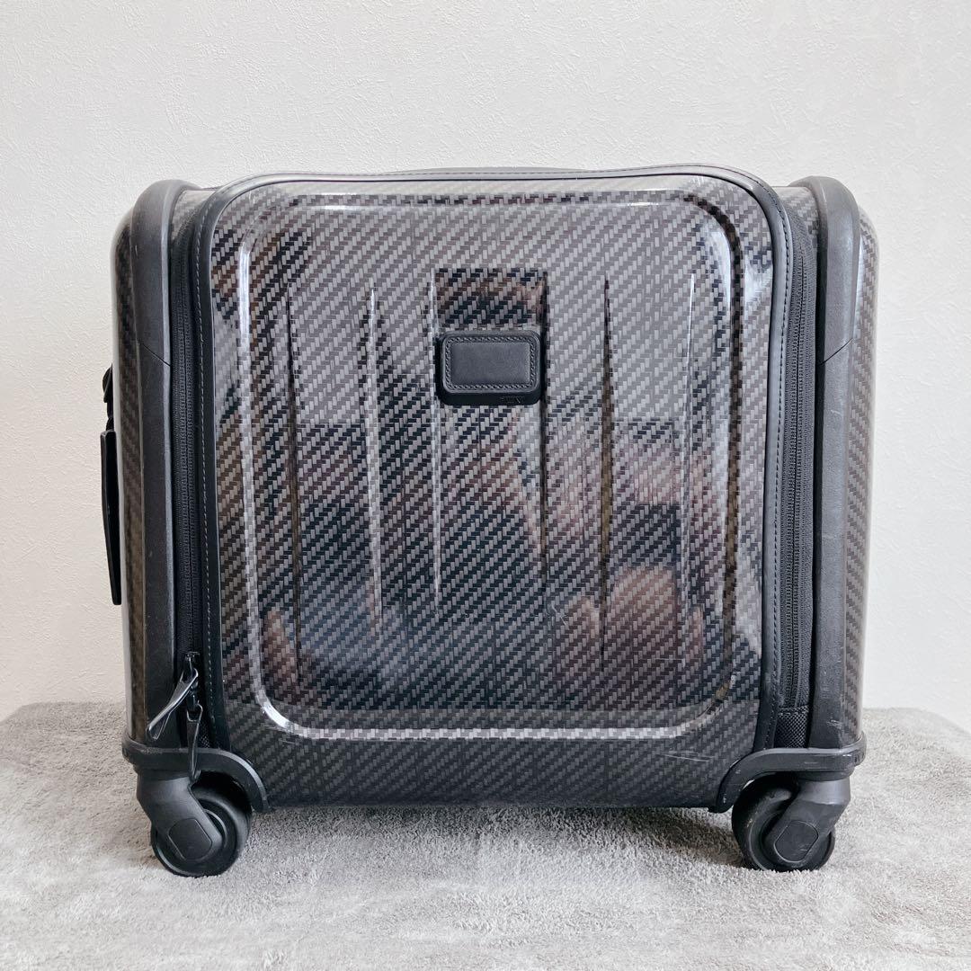 TUMI トゥミ ツミ キャリーケース スーツケース　４輪