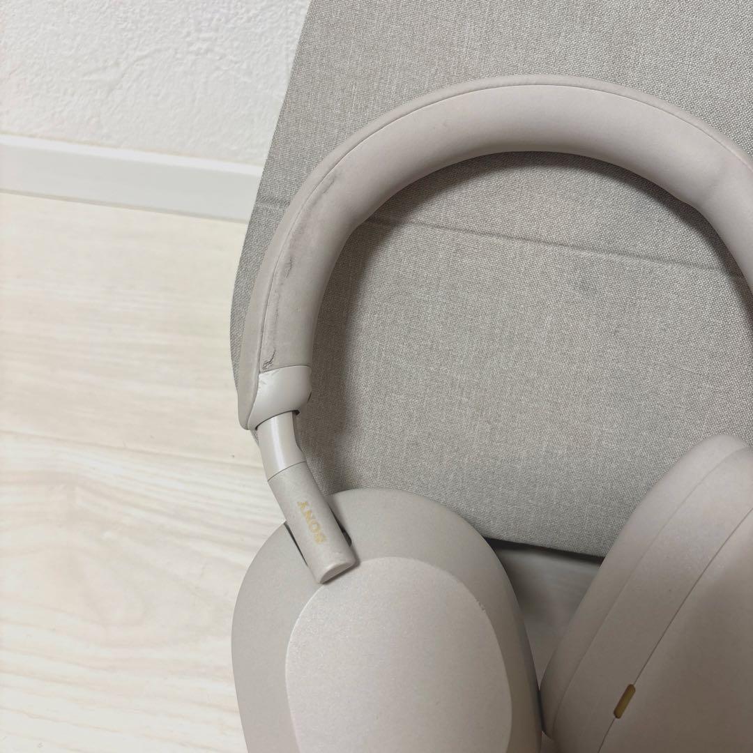 【値下げしました】SONY WH-1000XM5 ヘッドフォン プラチナシルバー