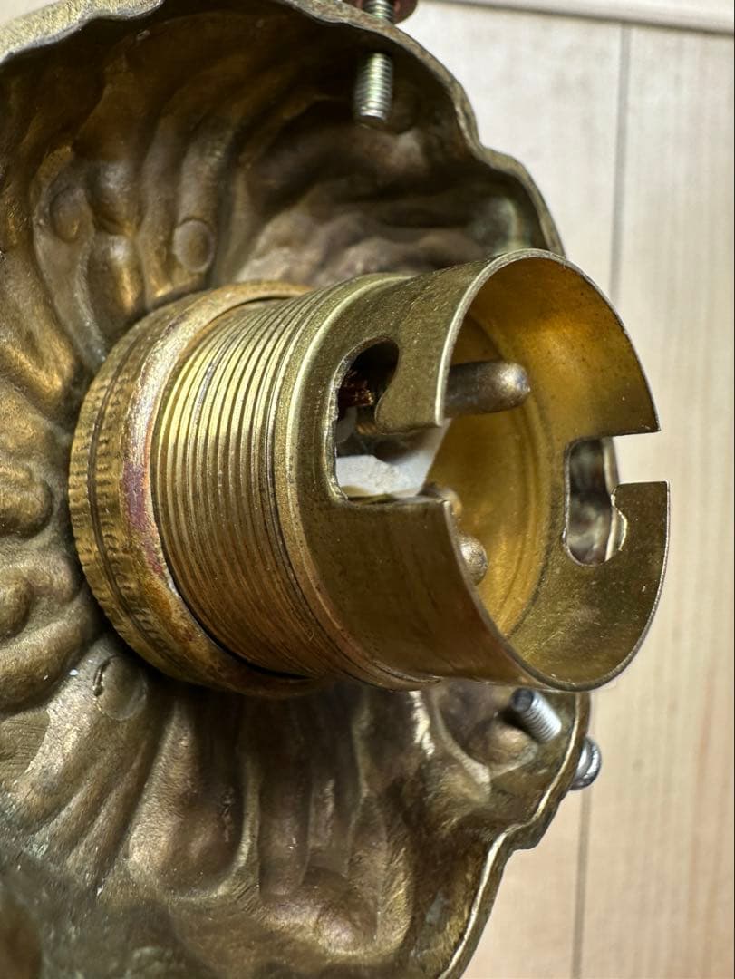 1920年代 フランス アンティーク アプリカシオン 可愛い薔薇のアトリエランプ