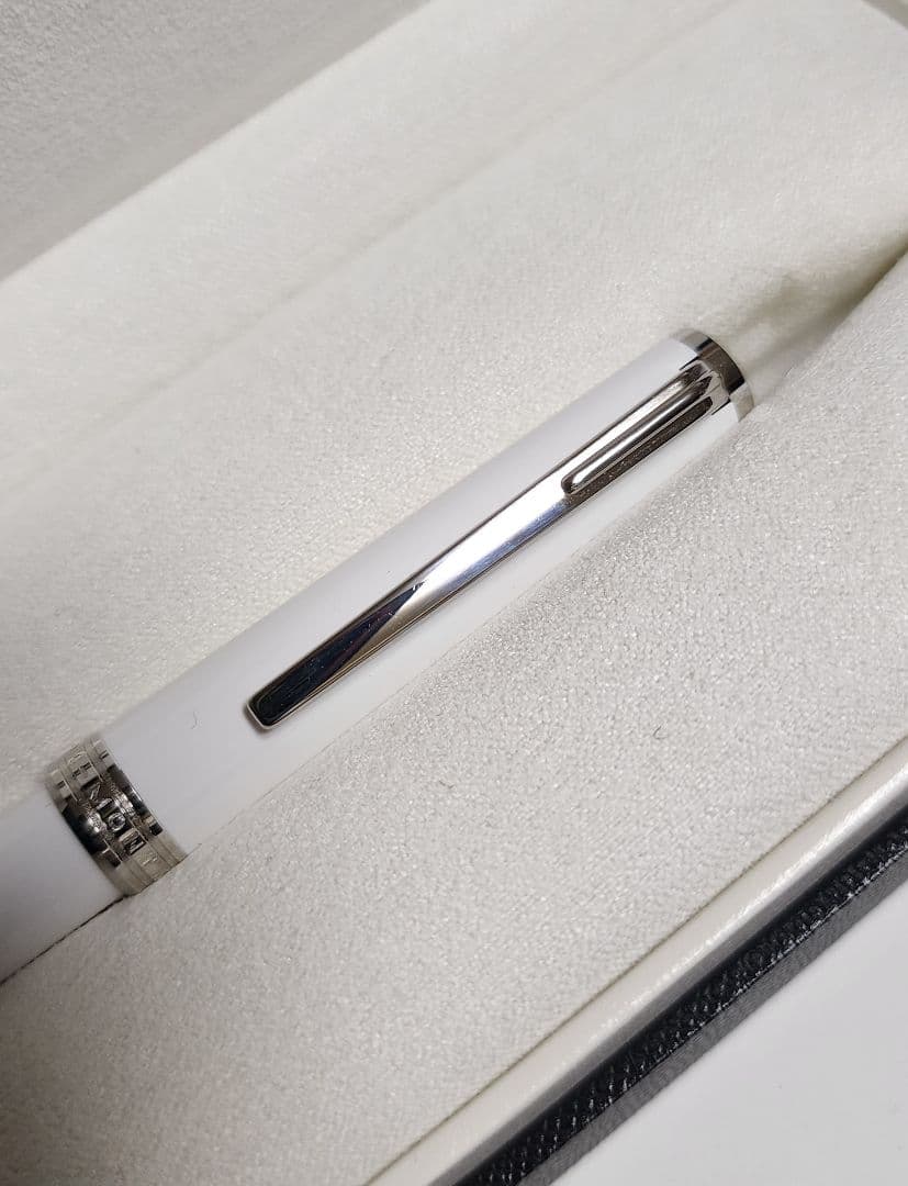 Mont Blanc モンブラン ボールペン ホワイト 白