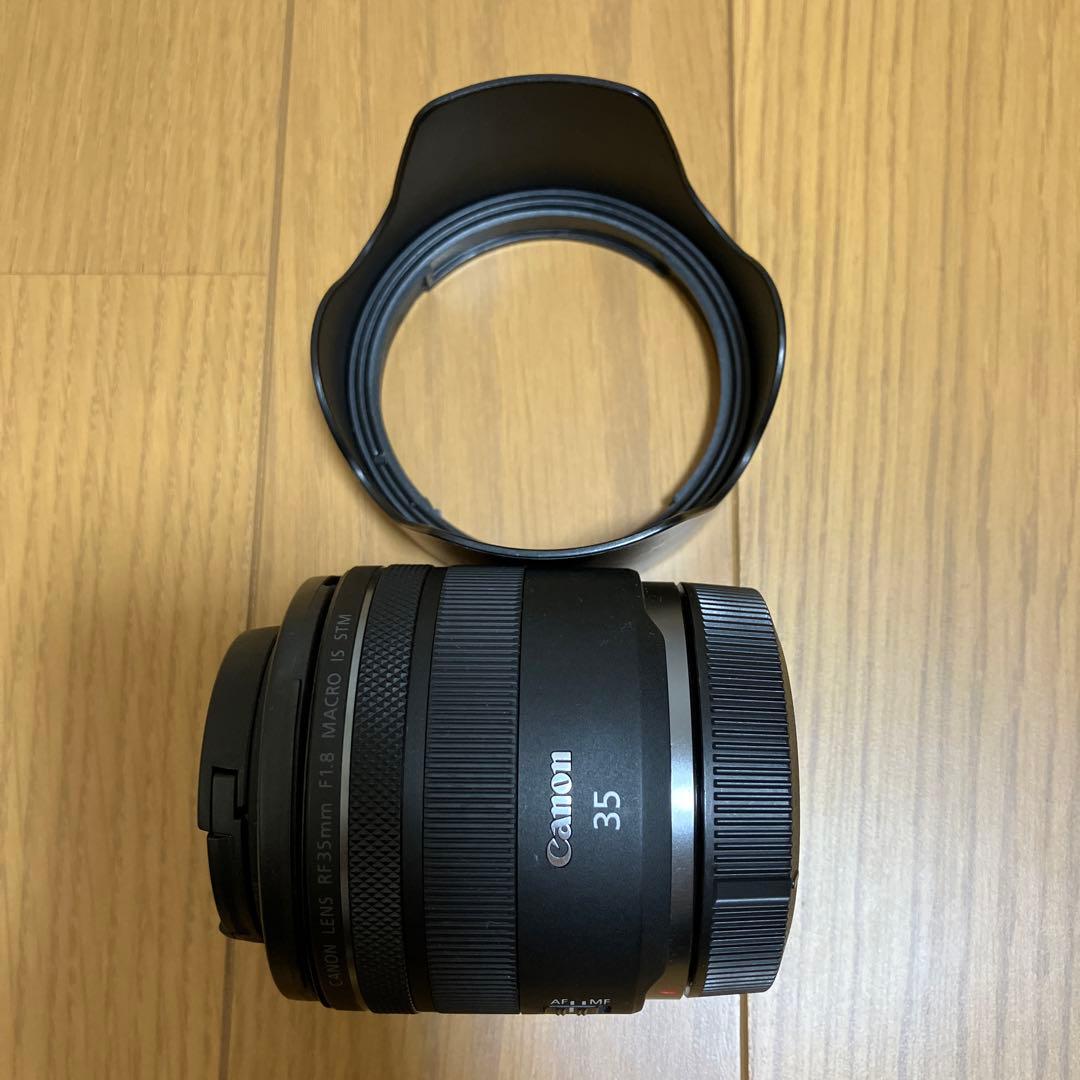 RF35 MACRO IS STM レンズフード、保護レンズ付き