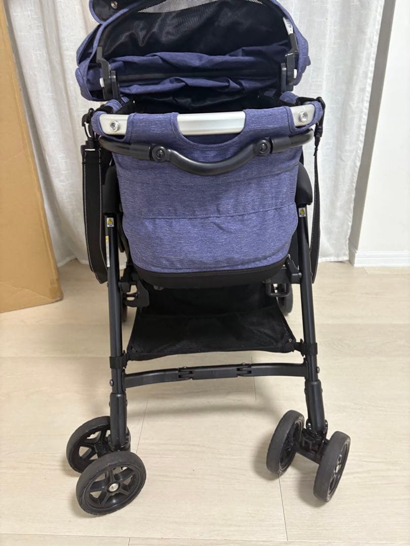 ペットカート、コムペットミリミリEG、コンビ、箱あり、使用は一回のみ