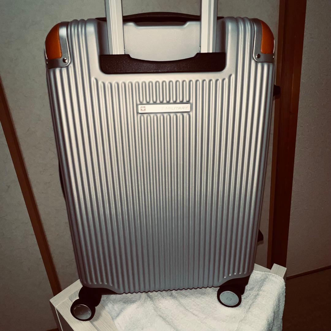 スイスミリタリー スーツケース 38.5L 機内持ち込みサイズ【美品です】