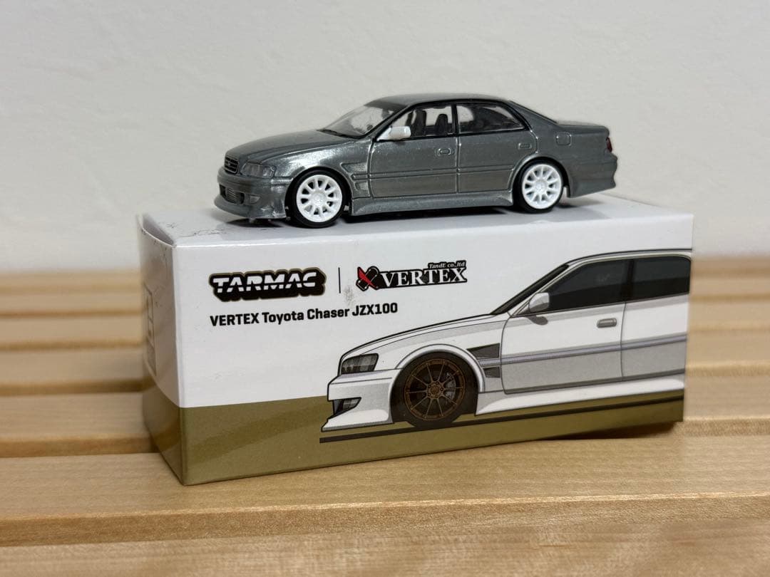 ミニカー TARMAC 1/64 VERTEX Toyota Chaser JZX100