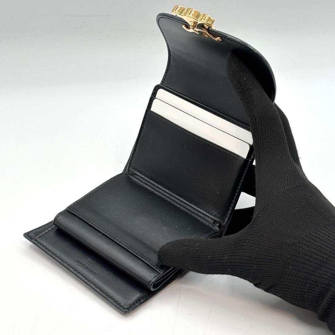 定価17万 セリーヌ 袋 トリオンフ キャンバス 三つ折り財布 エンブロイダリー