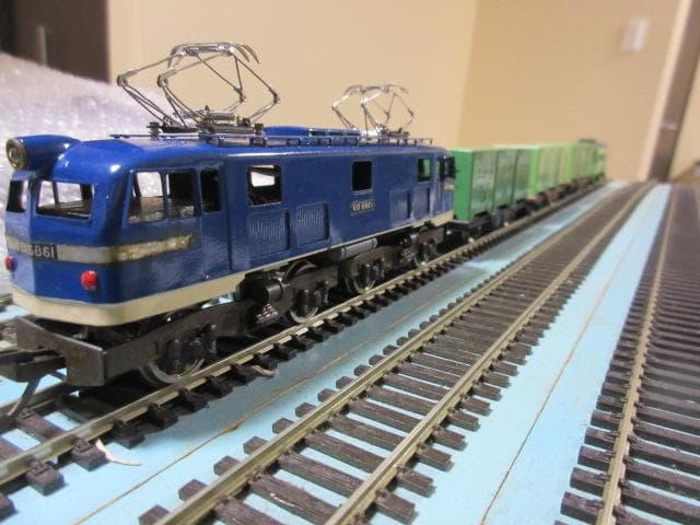 鉄道模型（HOゲージ） ミニ コンテナ列車セット （金属製・カツミ/エンドウ製）