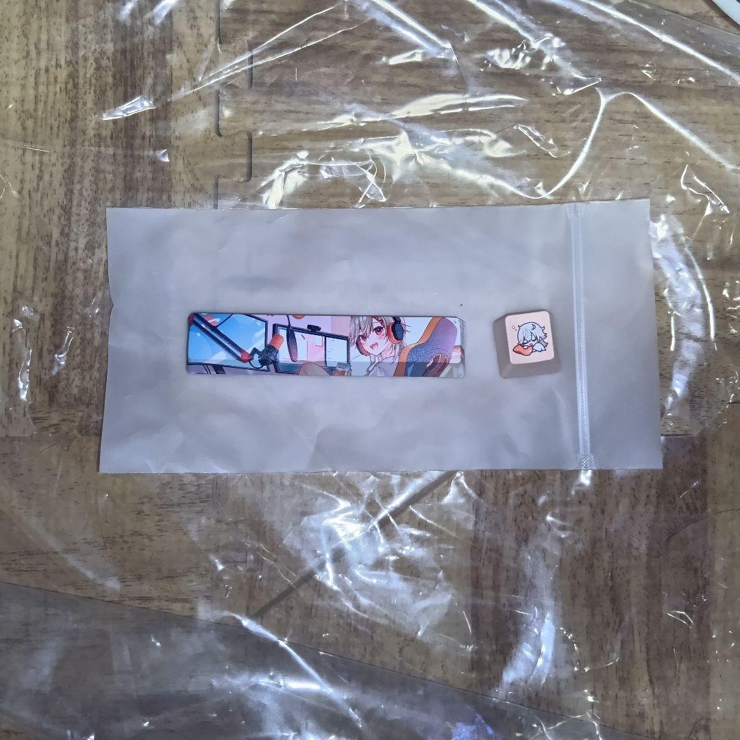 VSPO!ゲーミングキーボード　小森めと