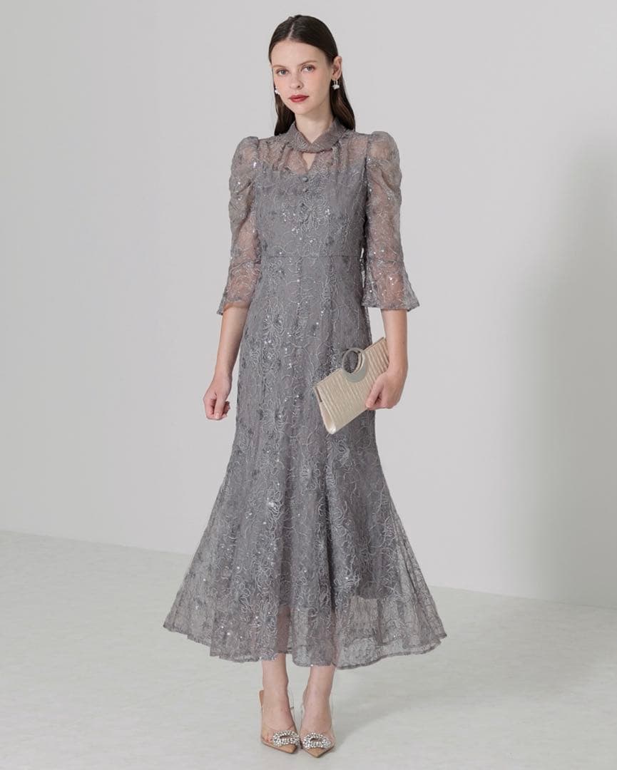 【LEJA】スパンコール花柄刺繍ソフトパフスリーブマーメイドラインドレス