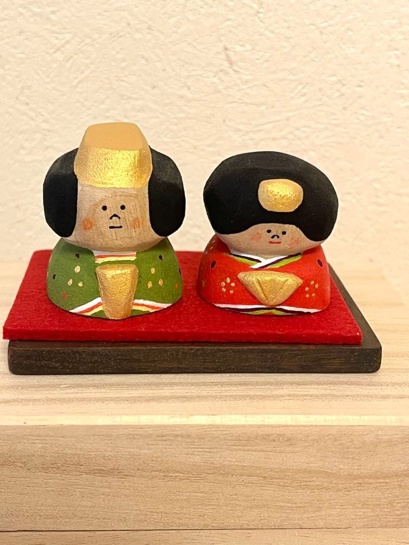 キタカゼパンチ　ひな人形　おひなさま　木彫り