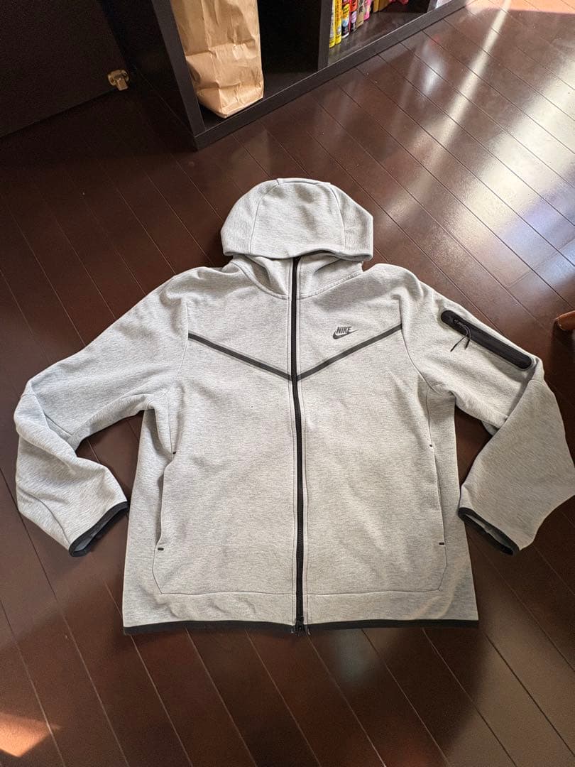 Nike テック フリース