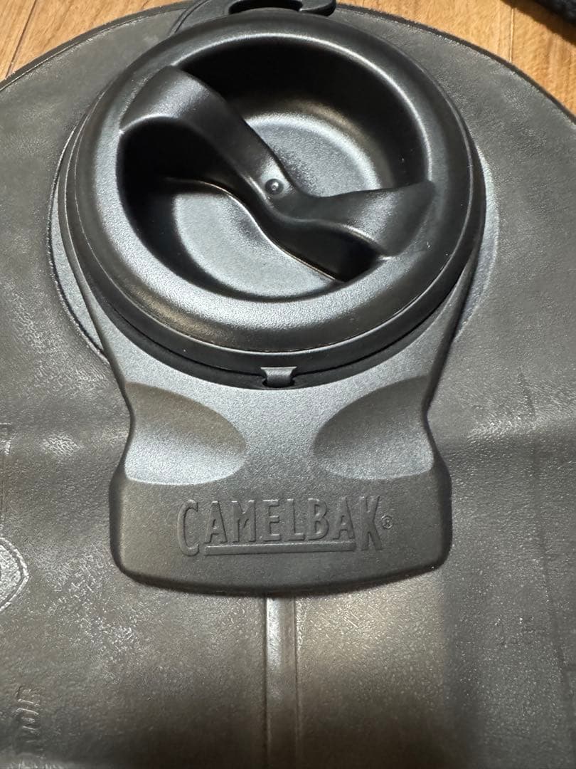 used 米軍放出品 CAMELBAK製 キャメルバック 黒 ハイドレーション