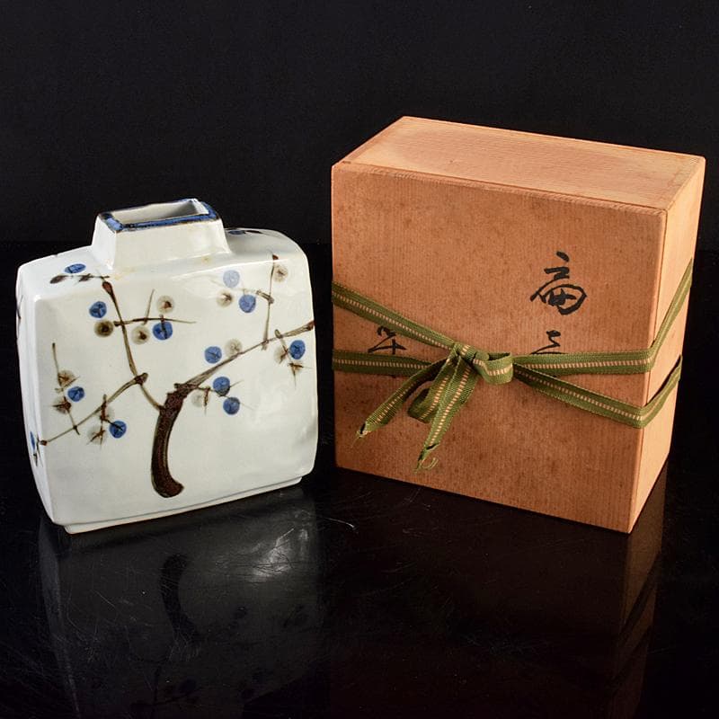 purinmama　人間国宝加藤卓男作白釉梅図　扁壷　共箱　M　R5120