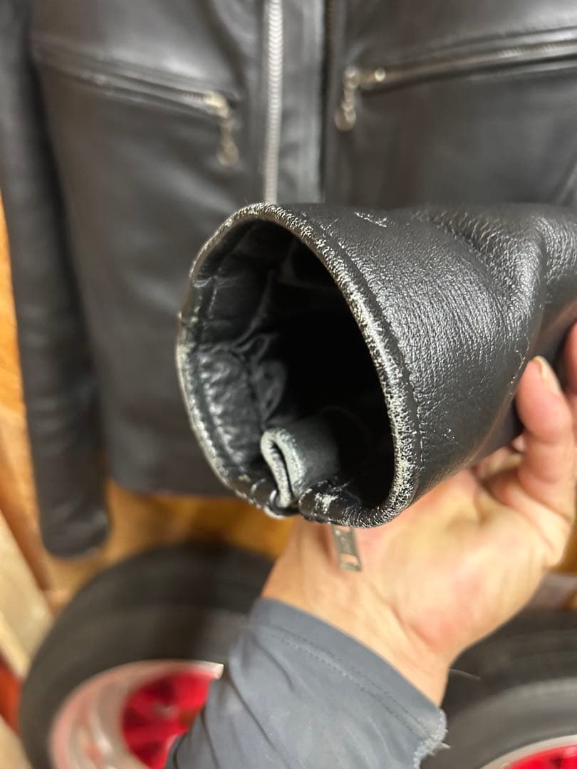 Liugoo Leathers ブラックレザーシングルライダース