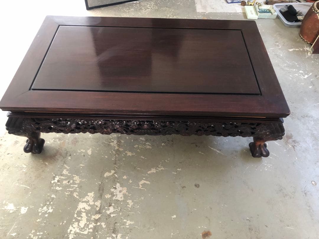 彫刻入り木製座卓