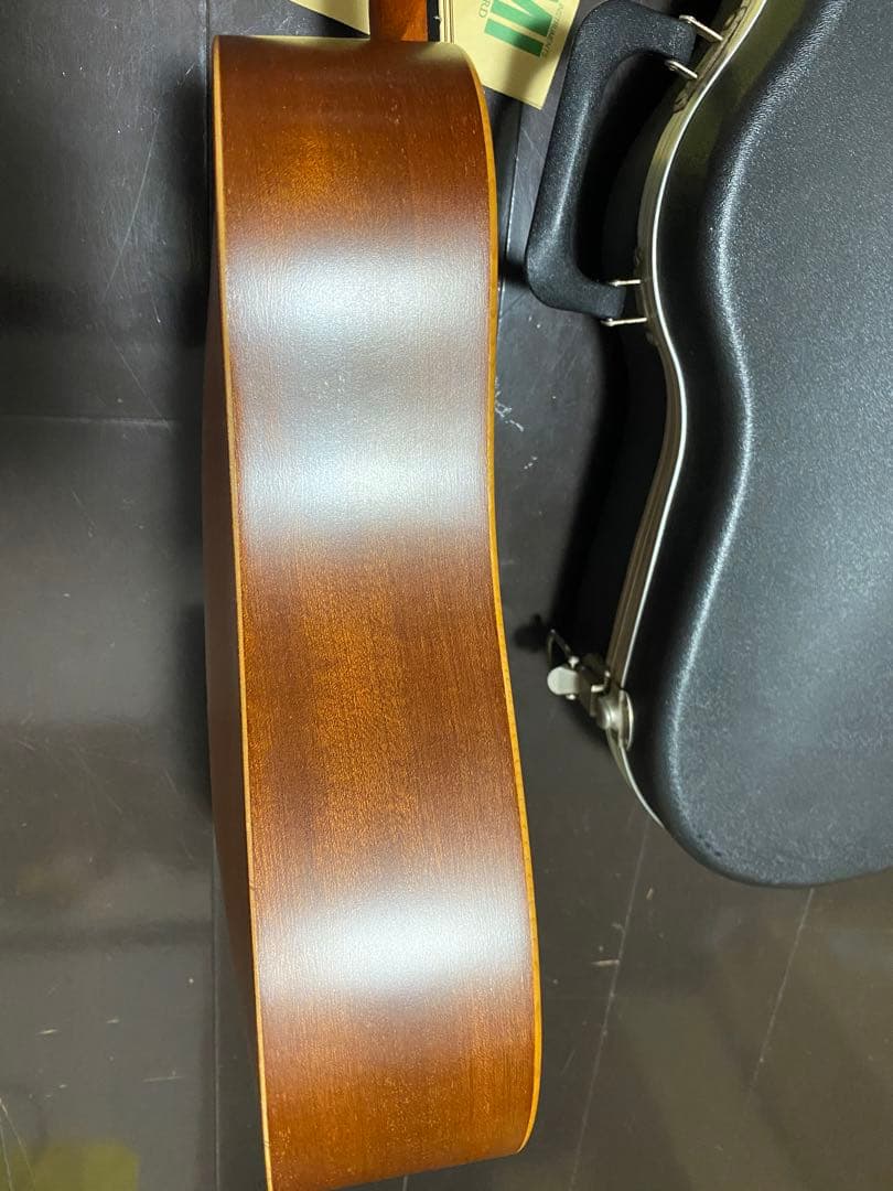 アコースティックギター　Taylor