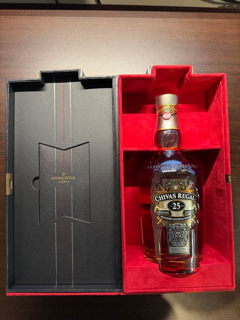 Chivas Regal 25年 700ml ウイスキー