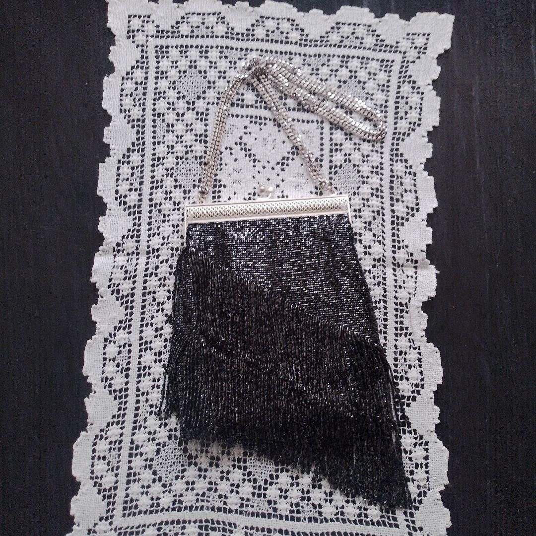 フリンジ付きビーズ織りパーティーバッグ 黒