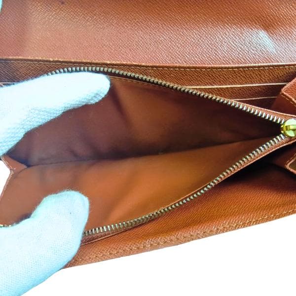 ルイヴィトン 長財布 モノグラム ポルトフォイユ サラ 二つ折り財布　0044