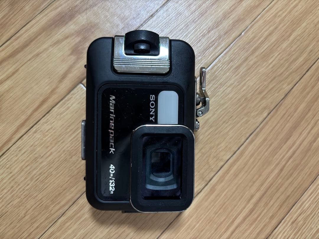 Sony Cyber-shot DSC-TX10 ハードカバー付き