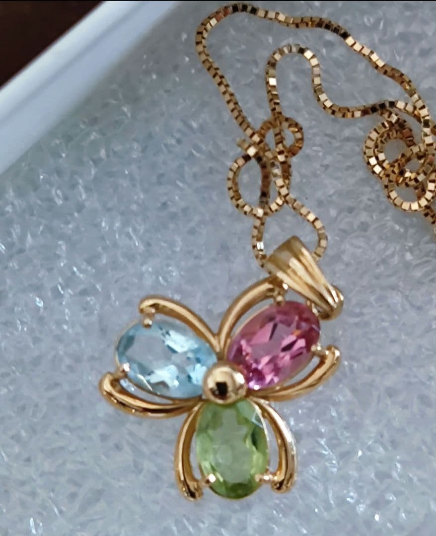 アクアマリン　ペリドット　ピンクスピルネル　　18金ネックレス