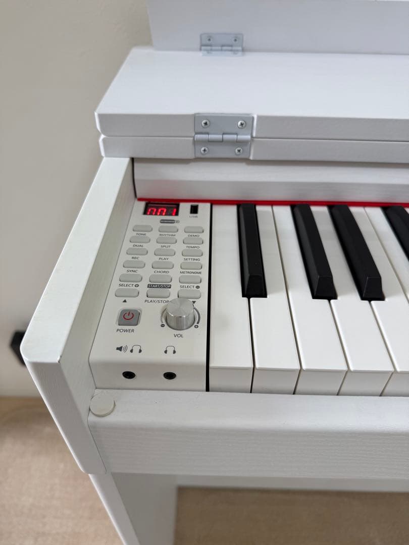 lulu！ホワイトデジタルピアノ88鍵 3ペダル⭐︎電子ピアノ⭐︎超美品⭐︎
