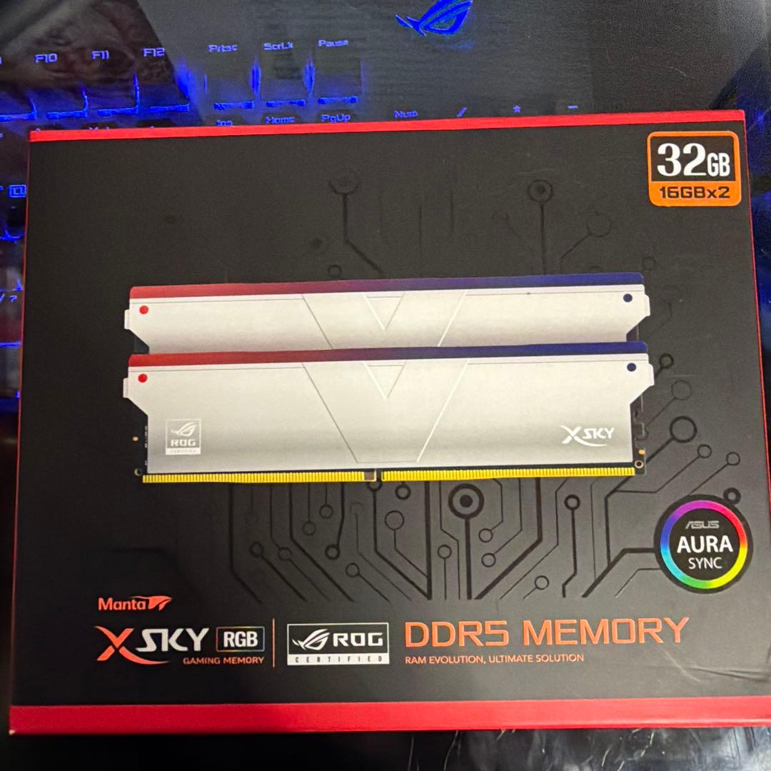 残り1箱　DDR5 メモリー　2枚16✖︎2 32GB 開封のみ