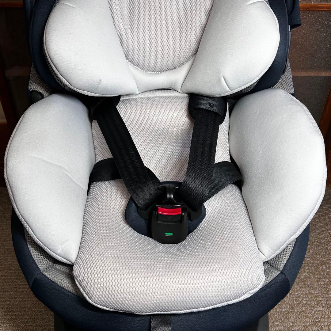 超美品Combi コンビ THE S ISOFIX チャイルドシート
