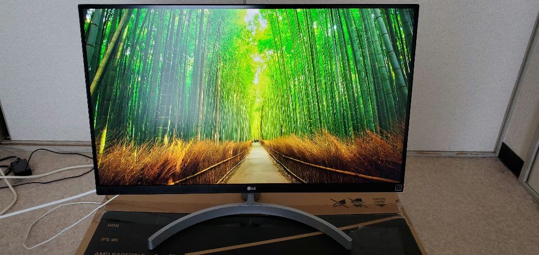 LG 27UL600-W 4K60hz 27インチベゼルレスモニター