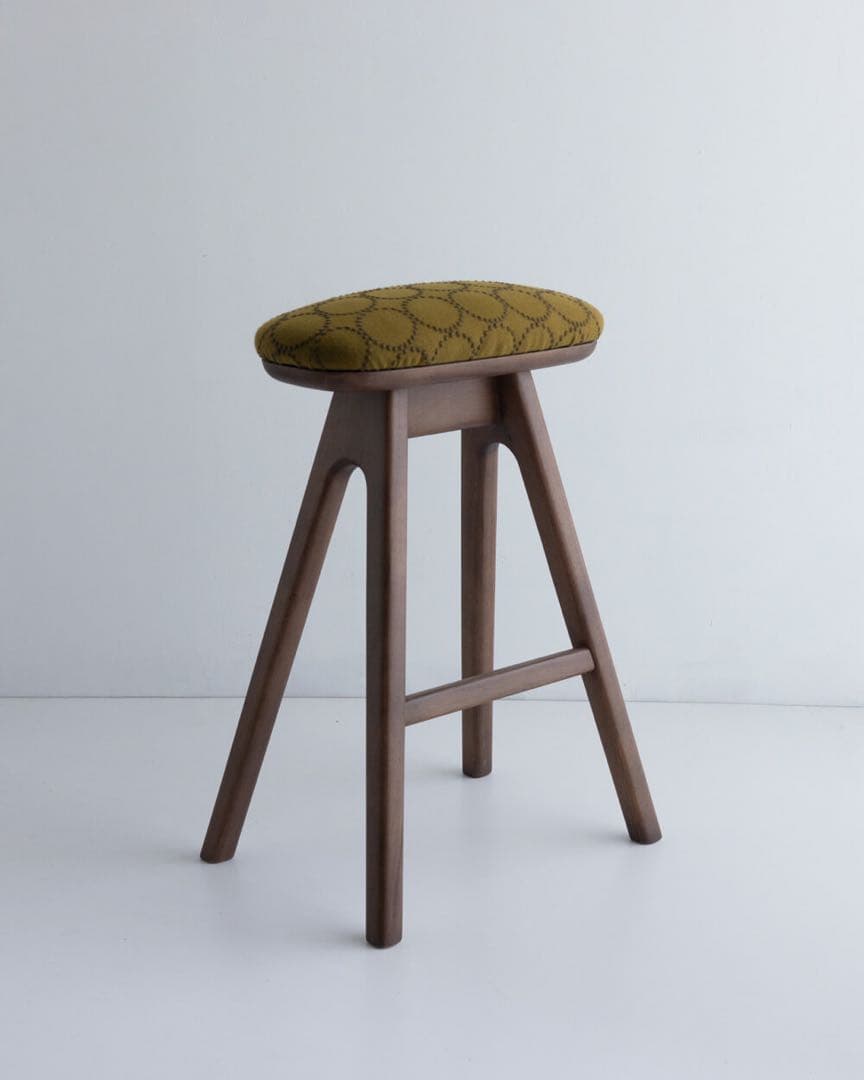 キッチンスツールBR H630＋ミナ ペルホネン　タンバリン　マスタード