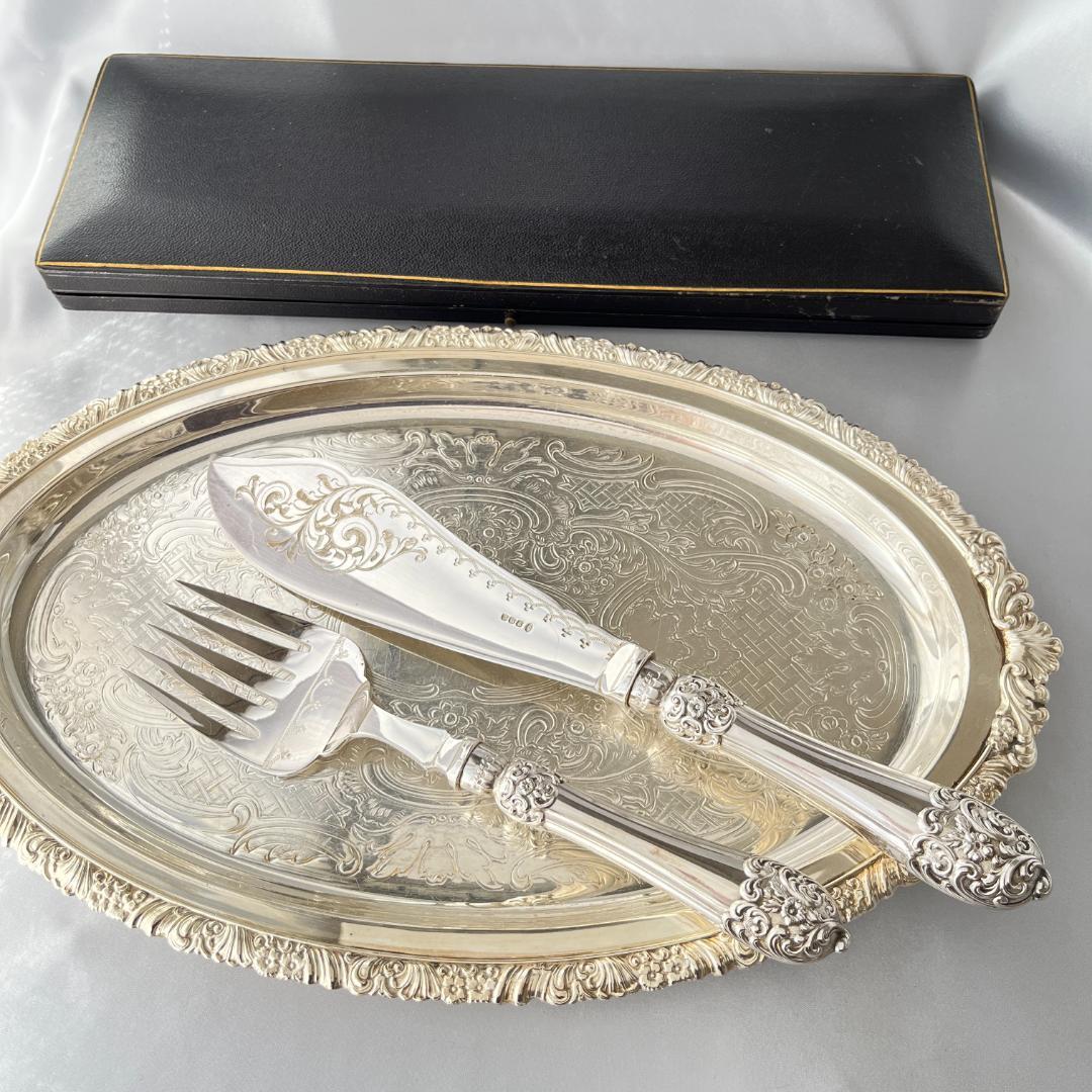 【CBS】 ビクトリアンのサーバー ペア【シルバープレート】 ケース