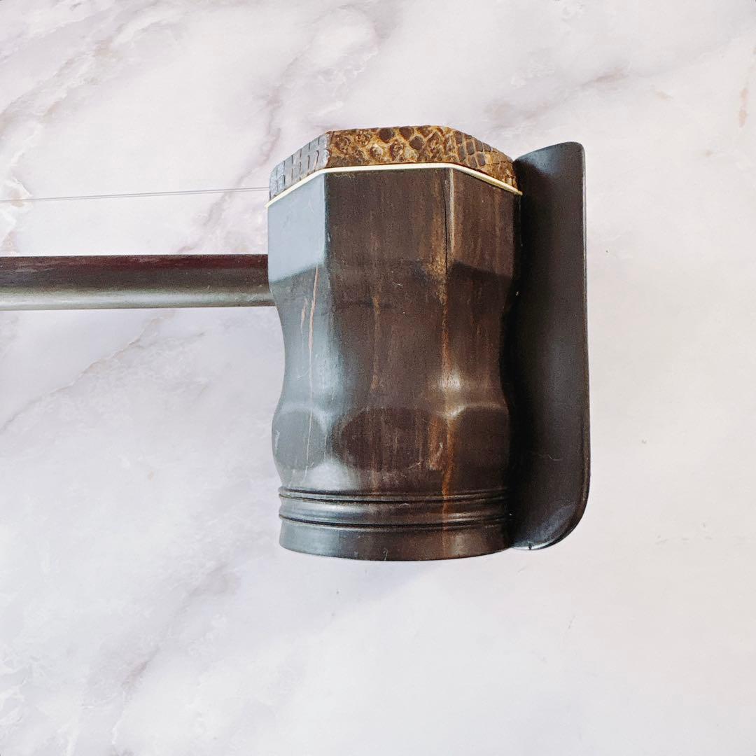 【超訳あり•胴格子破損】　二胡　ハードケース付き