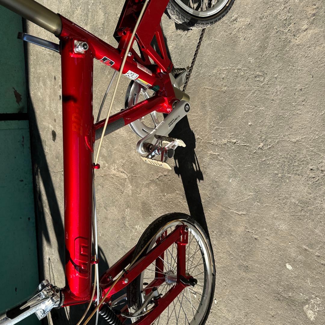 赤 折りたたみ自転車