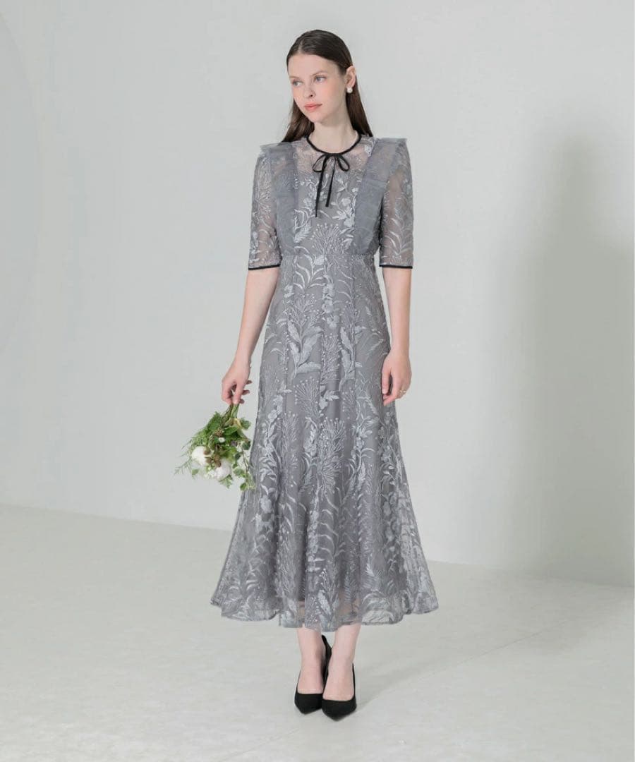 Leja 刺繍レース配色パイピングショルダーフリルドレス