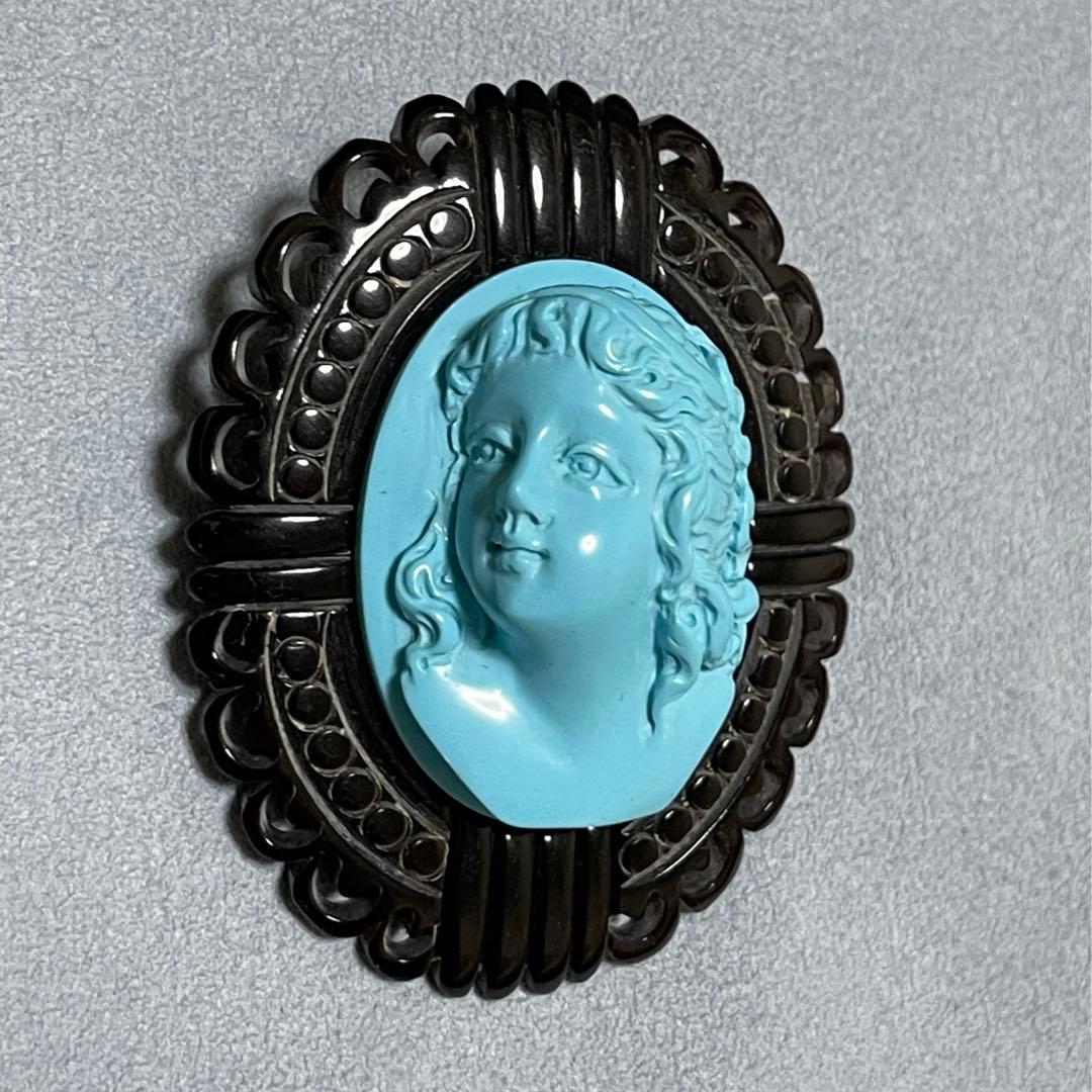 Ki　水牛角　有機宝石　唐草　透かし　貴女　カメオ　ブルー　大幅