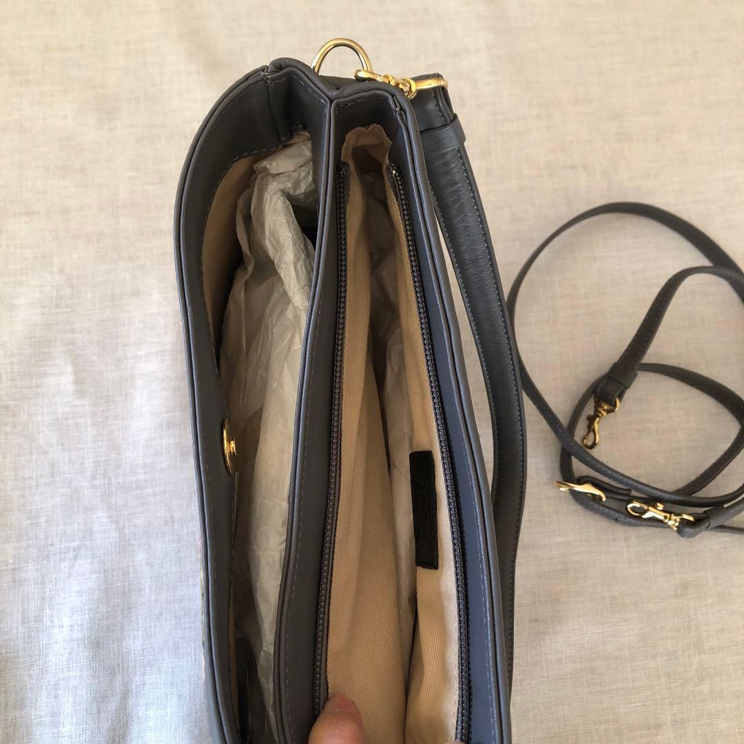 プチポワン　花柄刺繍 ハンドバッグ グレー　ショルダーバッグにも　久家道子