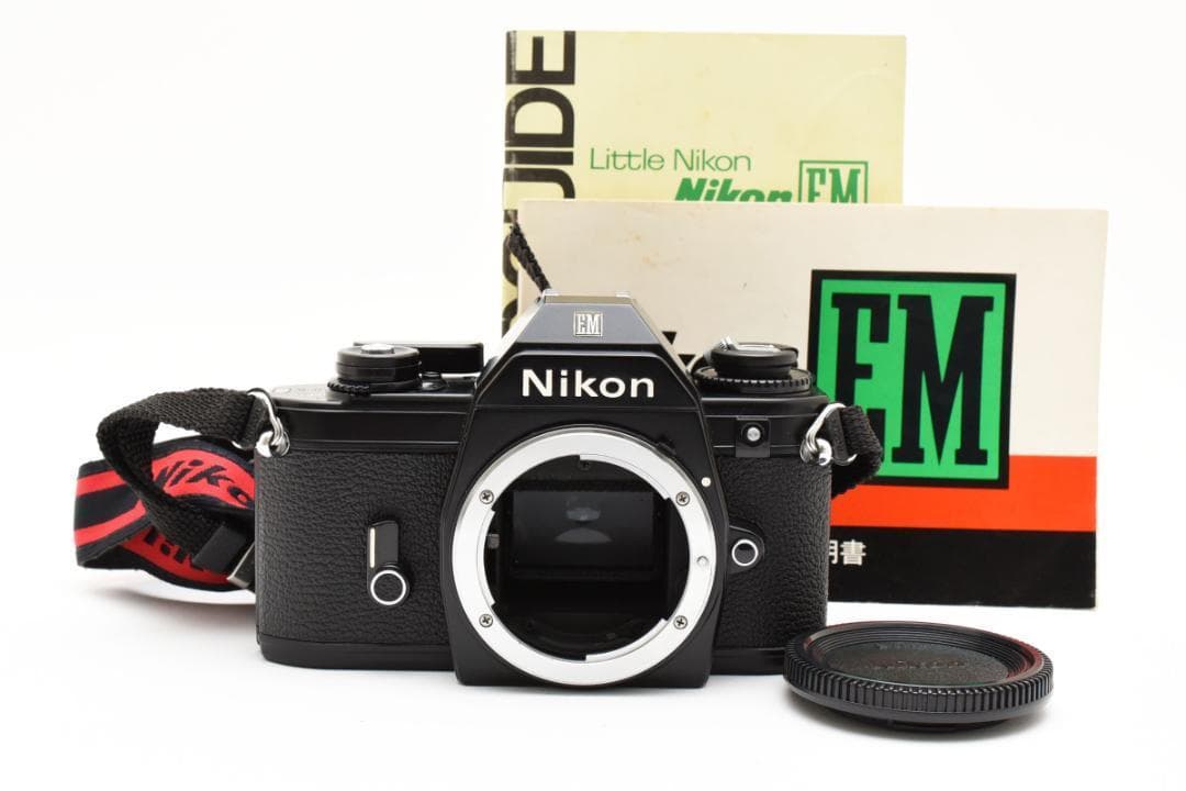 超美品 ニコン 　EM 説明書付 フィルムカメラ　モルト新品交換済 B741N