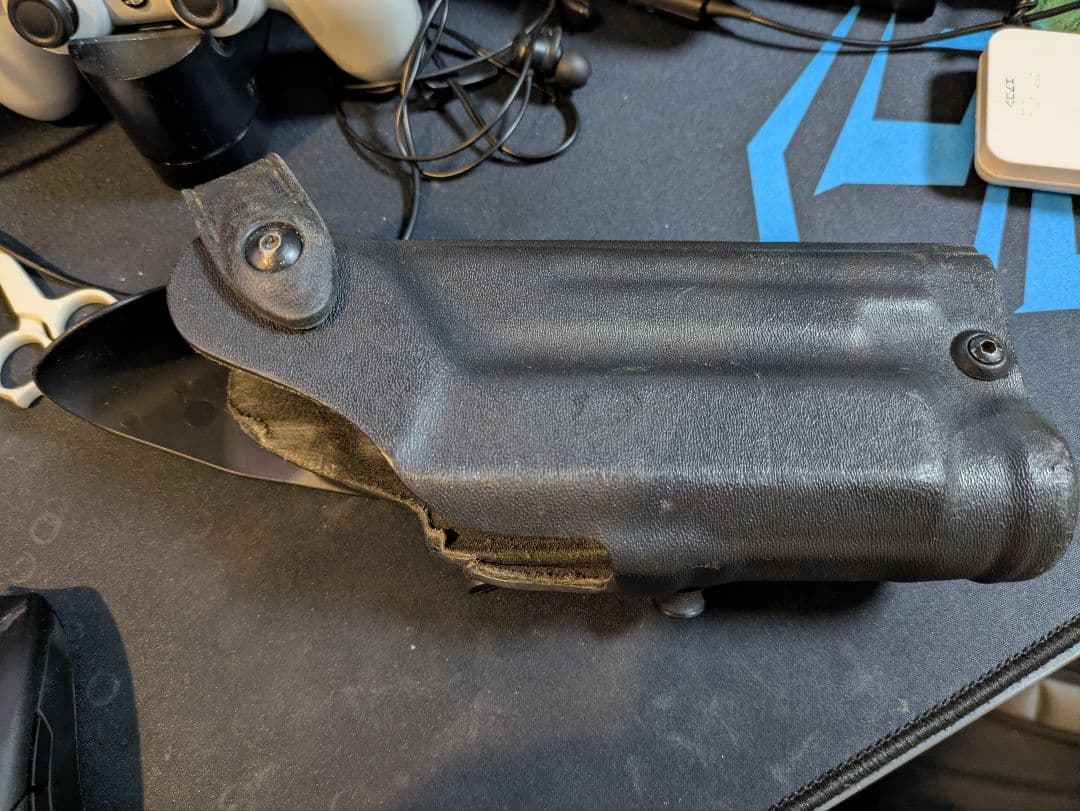 実物 サファリランド 6004 P226 ライト対応ホルスター