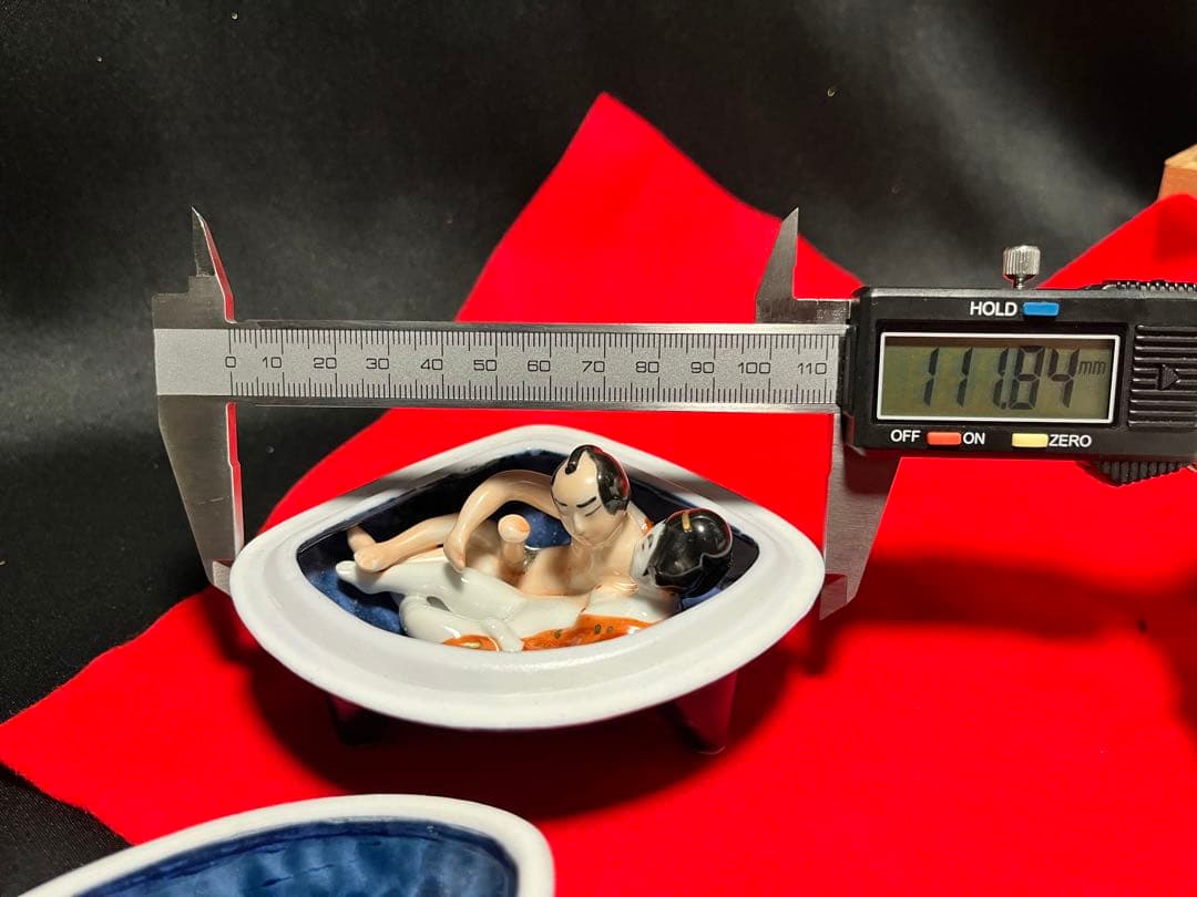 春画 陶器 貝合わせ 日本陶芸 骨董 しゅんが はまぐり型 置物